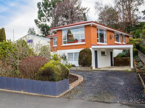 13 Flower Street, Fairfield