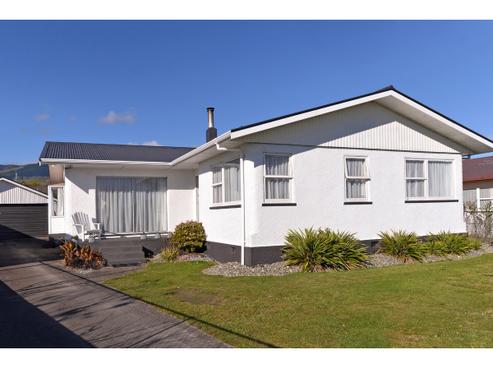 5 Tennyson Crescent, Stoke