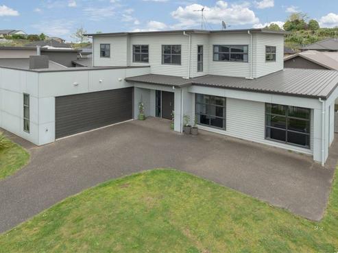 5 Ashton Way, Huntington