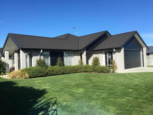25 Pengover Avenue, Leamington