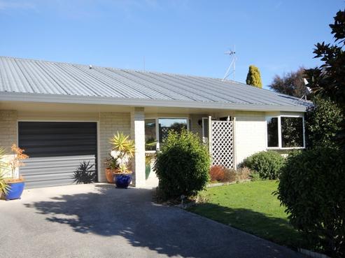 16B Walton Place, Ngatea