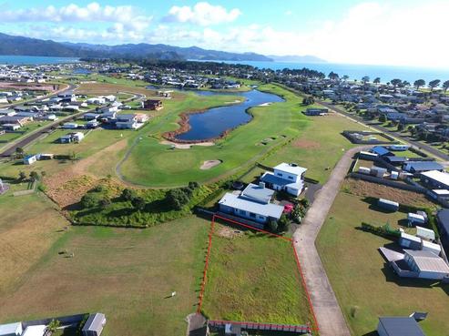 335 Harbour Drive, Matarangi