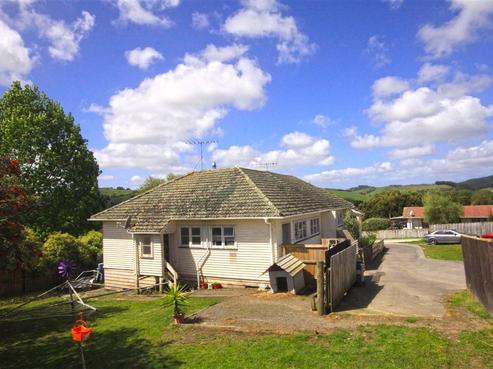 2/55B Rautawhiri Road, Helensville
