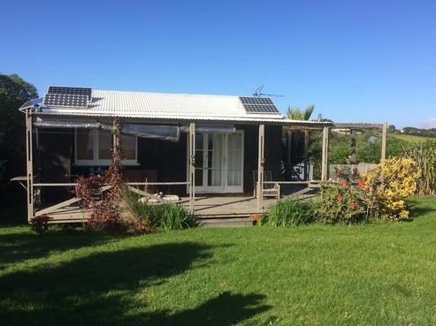 27 Woody Bay Road, Rakino Island