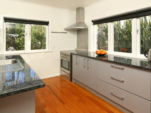 16 Pooks Road, Ranui