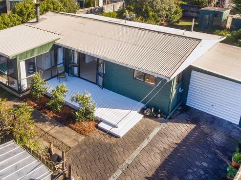 8A Melanie Place, Orewa