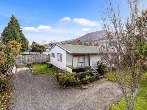 92B Edmund Road, Mangakakahi