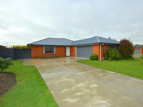 32 Hawkins Place, Rangiora