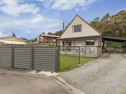 6 Monarch Grove, Maoribank