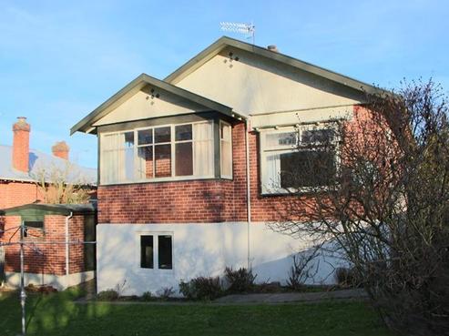 3 Livingstone Street, West End