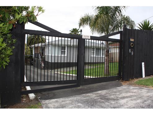 69 Fourth Avenue, Woodhill