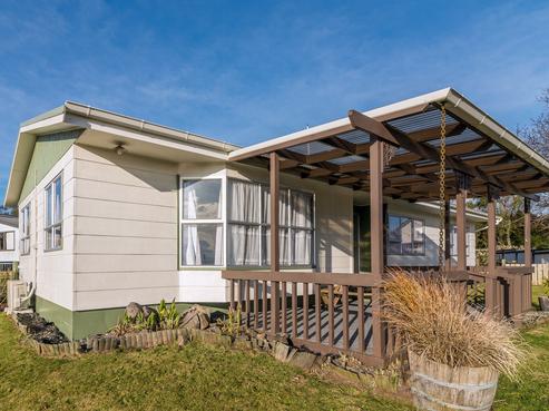 19 Owhatiura Drive, Lynmore