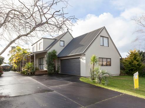 127 Linton Crescent, Whangamata