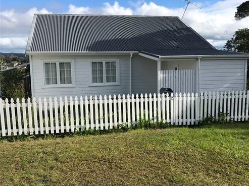 2 Russell Heights, Russell