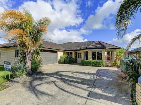 21 Whitford Place, Rototuna North
