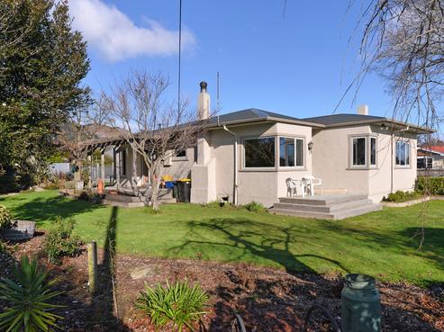 3 Collins Road, Richmond