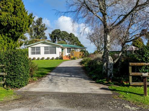 8 Holly Oak Terrace, Mangorei