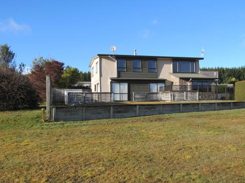 23 Rowena Crescent, Motuoapa