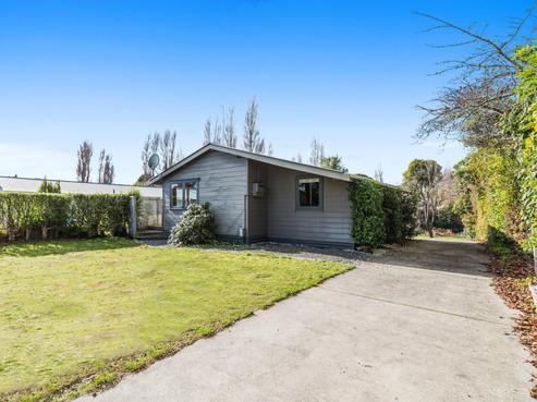 2/19 Kinloch Road, Kinloch