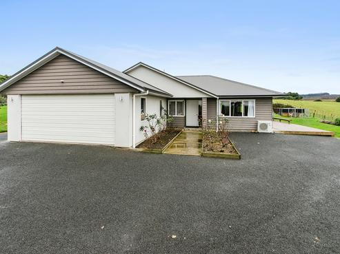 439 Clark And Denize Road, Pukekawa