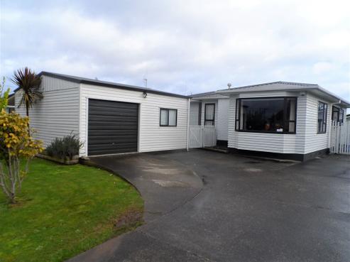 12 Edinburgh Street, Feilding