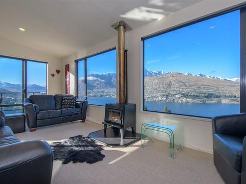43 Woodlands Close, Queenstown Central
