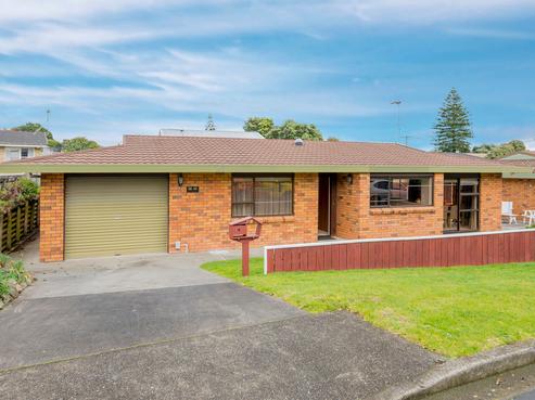 4 Middleton Road, Paraparaumu Beach