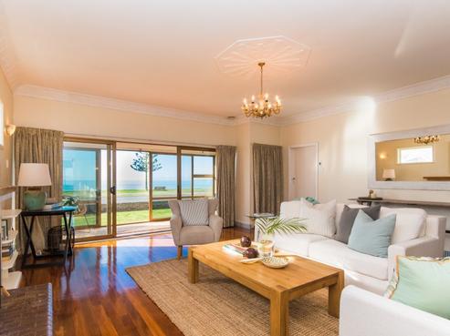81 The Esplanade, Westshore