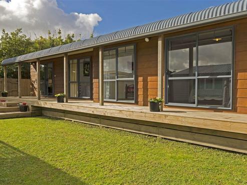 43A Cobham Crescent, Kelston
