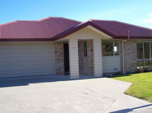 140 Coulson Road, Paroa