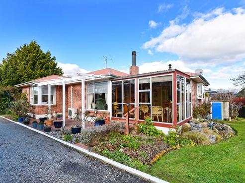 11 Longden Street, Darfield