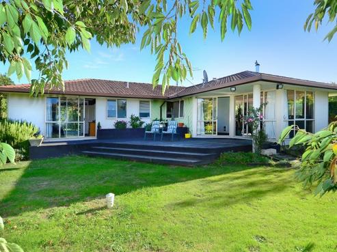 75 Bangor Road, Darfield
