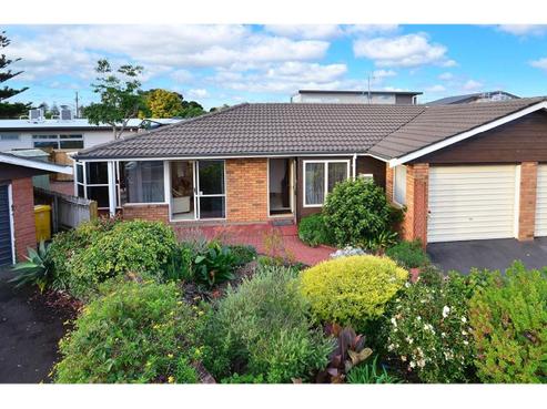 16/57 Weiti Road, Orewa