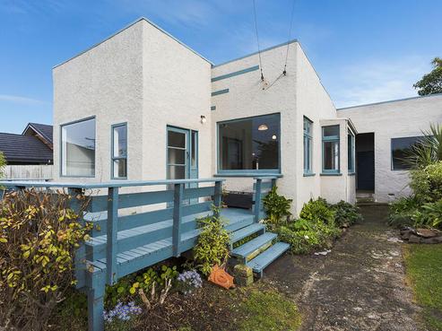 28 Scroggs Hill Road, Brighton