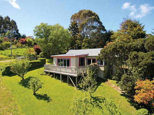 1 Chain Hills Road, Chain Hills