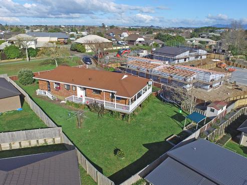 4 Church Road, Pukete