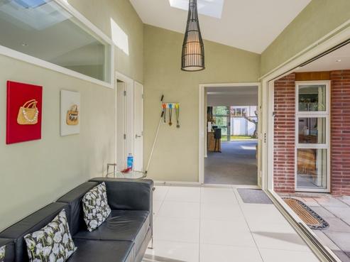 5 Arawa Street, Raumati Beach
