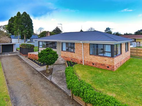 67 Rosehill Drive, Rosehill