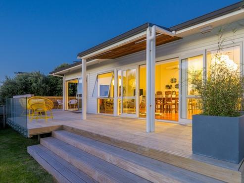 15 Paneta Street, Paekakariki