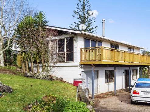 37 Red Hill Road, Red Hill
