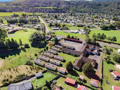 20 Crampton Road, Reefton