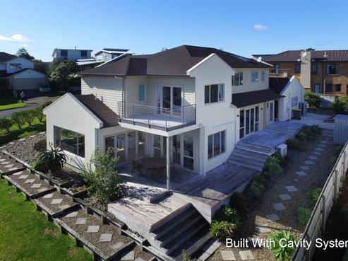 4 Rangi Avenue, Schnapper Rock