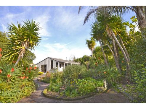 84 Kemp Road, Kerikeri