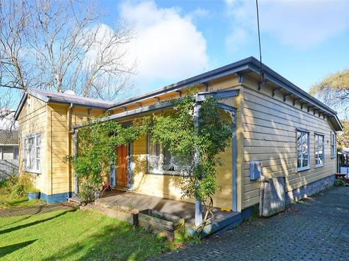 10 Bridge Street, Melling
