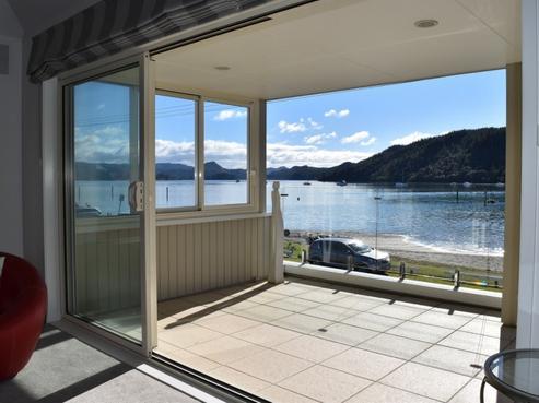 513A Beach Road, Whangamata
