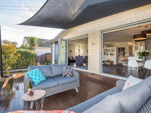 85 Rocking Horse Road, Southshore