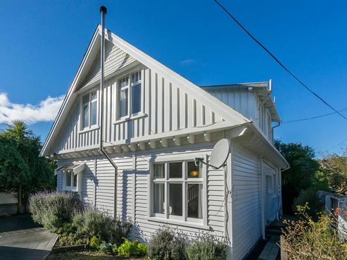 11 Nayland Street, Clifton
