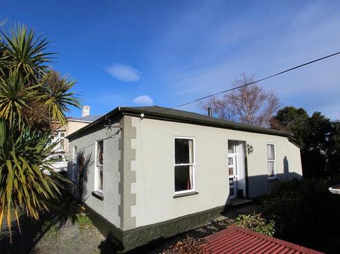 38 Blacks Road, North East Valley