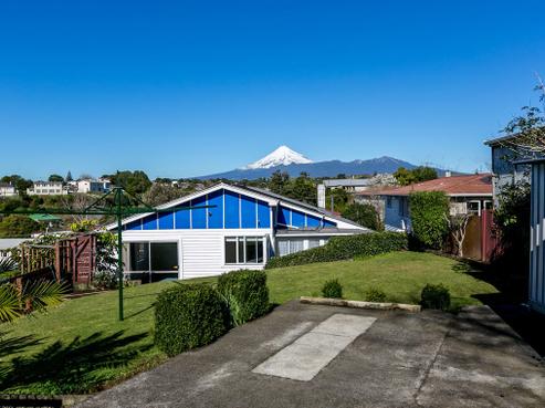 9 Wiremu Place, Blagdon