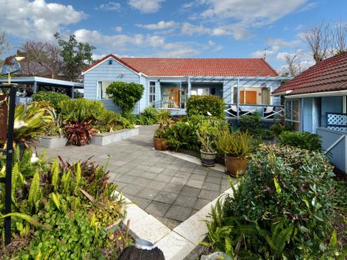 60 Lynn Road, Bayview